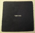 Ściereczka z mikrofazy do czyszczenia okularów Tom Ford.
